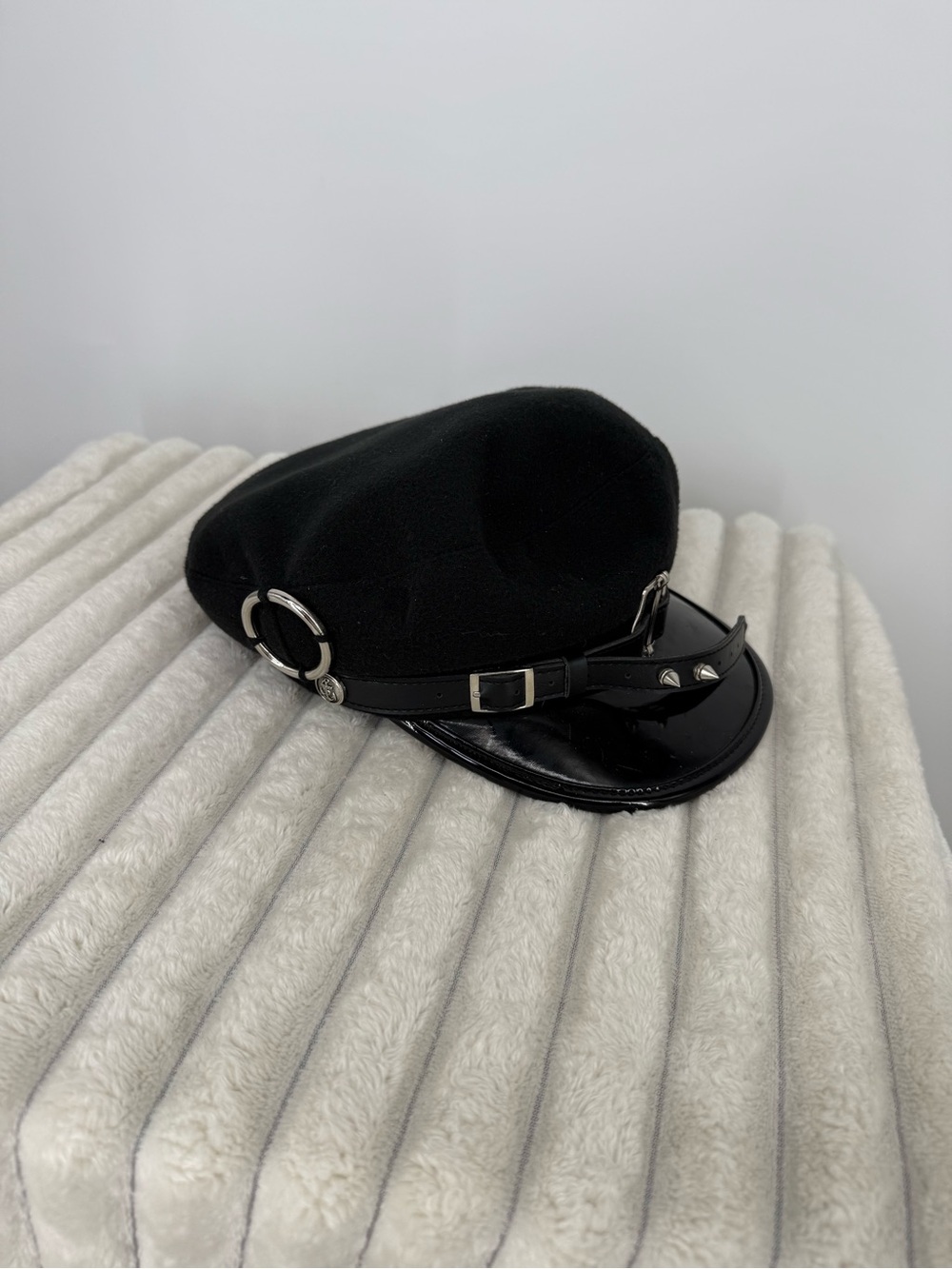 Punk Rave women’s Black Military-Style Wool Cap with Patent Visor